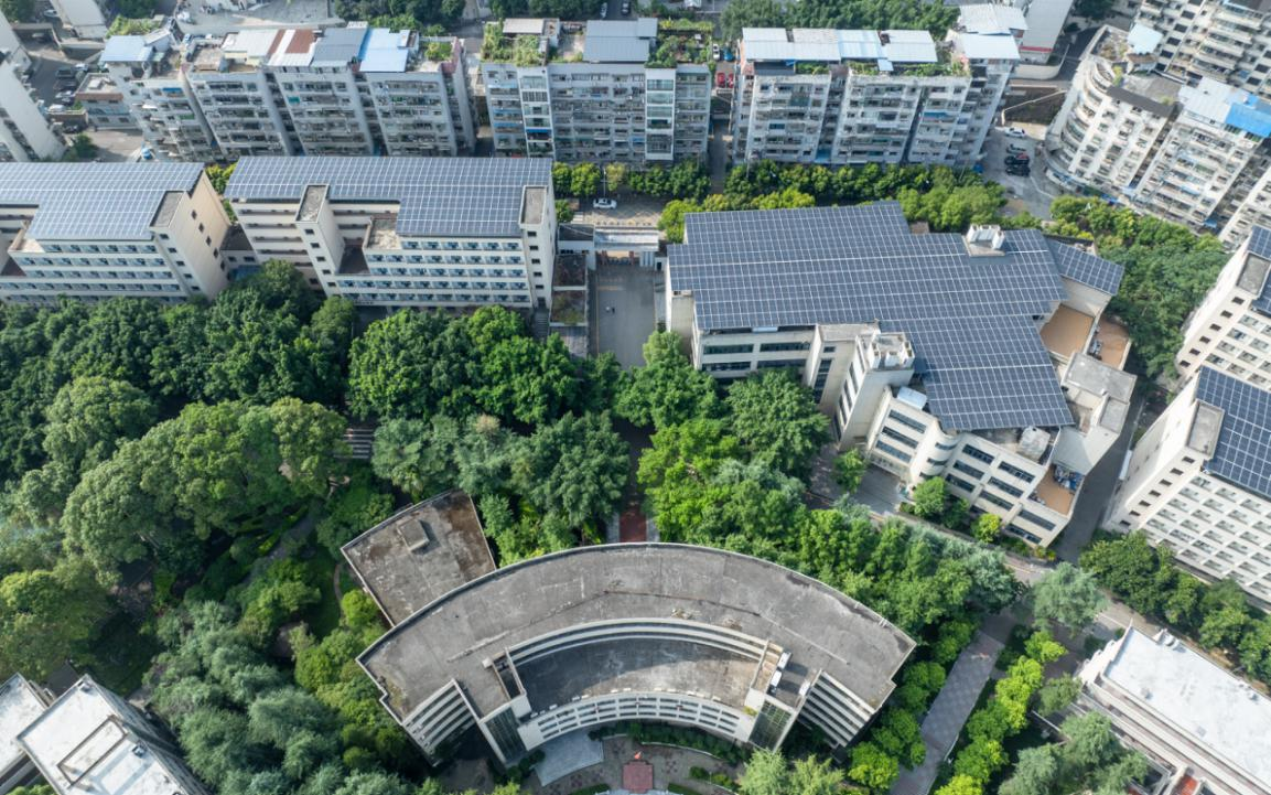 重庆市万州高级中学“五维节能”谱写绿色校园新篇章