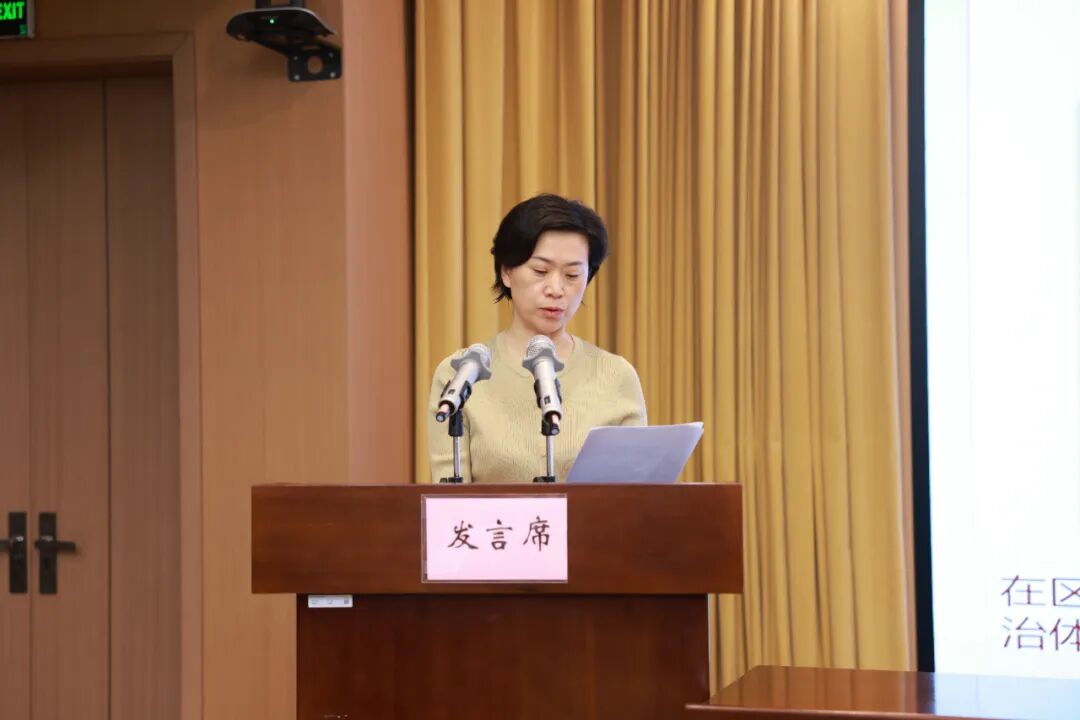 巴南区委常委、组织部部长杨熳现场交流发言.jpg